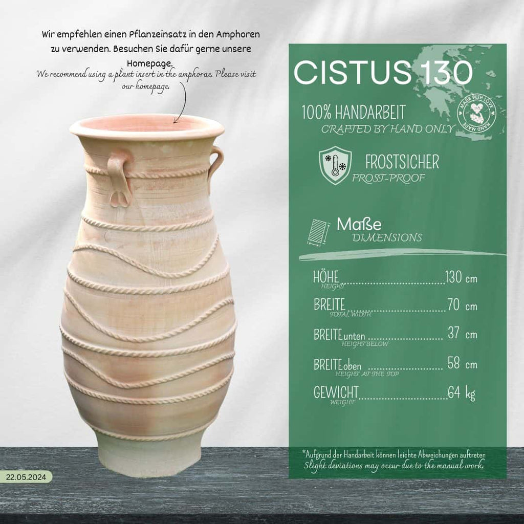 Die frostbeständige griechische Amphorenvase "Cistus" H=1,30m ist mit handgefertigten Spiralstrukturen versehen und wird neben einer grünen Infobox gezeigt, in der die Maße und die Frostbeständigkeit angegeben sind.