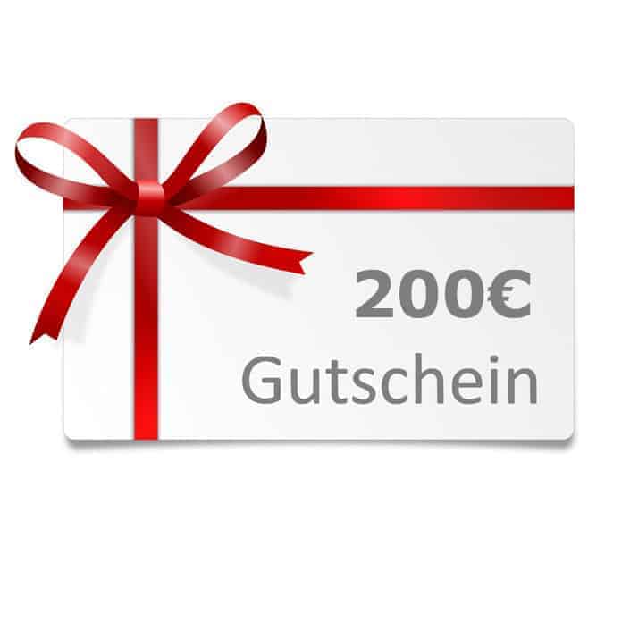 Eine weiße Geschenkkarte mit einer roten Schleife in der oberen linken Ecke. Auf der Karte steht in grauer Schrift „25€ Gutschein“, was bedeutet, dass es sich um einen 25-Euro-Gutschein handelt. Alternativ können Sie einen 200-Euro-Gutschein wählen, wenn Ihr Budget es zulässt.
