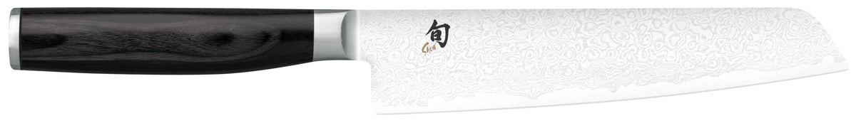 Ein Kai Shun Premier Tim Mälzer Minamo TMM-0701 Küchenmesser mit schwarzem Griff und einer detailreichen, gemusterten 15 cm langen Klinge. Dieses ultrascharfe Allzweckmesser hat ein Damast-Design mit einem komplizierten japanischen Schriftzeichen in der Nähe der Basis und passt perfekt zu jedem Schneidebrett aus altem Fassholz (Eiche) mit den Maßen 25 x 15 cm.