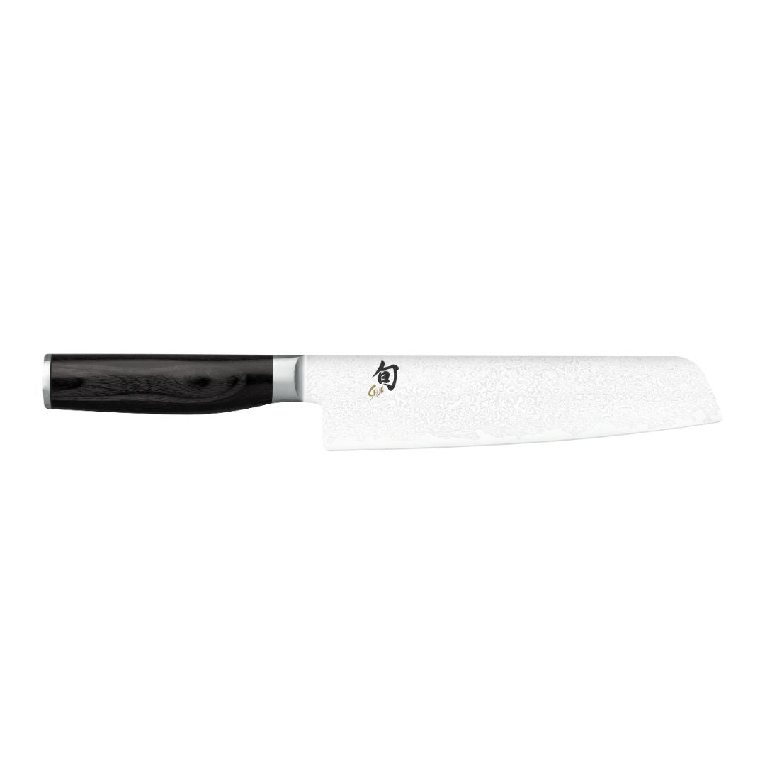Das KAI Shun Tim Mälzer Minamo TMM-0702 Santoku, 20cm "THE MAGIC KAI WISHLIST" zeigt ein japanisches Design mit schwarzem Griff und gemusterter silberner Klinge auf weißem Hintergrund.