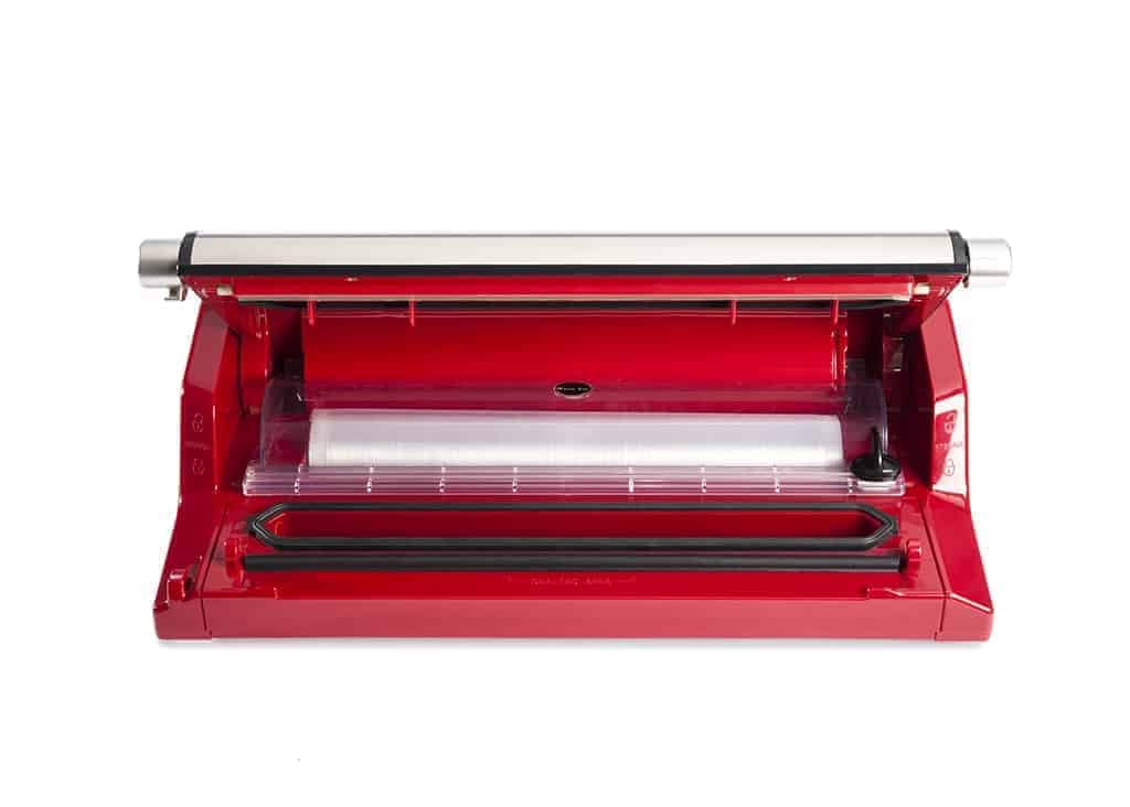 Eine elegante rot-silberne Berkel Vakuum-Vakuummaschine.